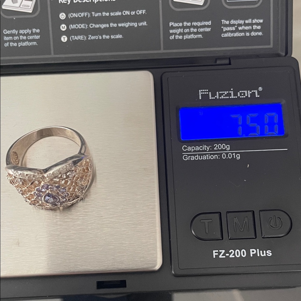 Sterling Silver Women's Ring with Tanzanite Stones - Picture 12 of 12